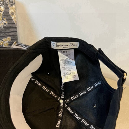 Dior embroidered simple baseball cap - Image 9