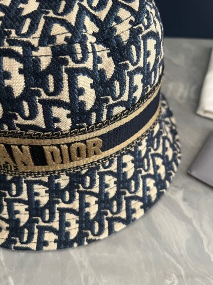 Dior embroidered bucket hat - Image 9