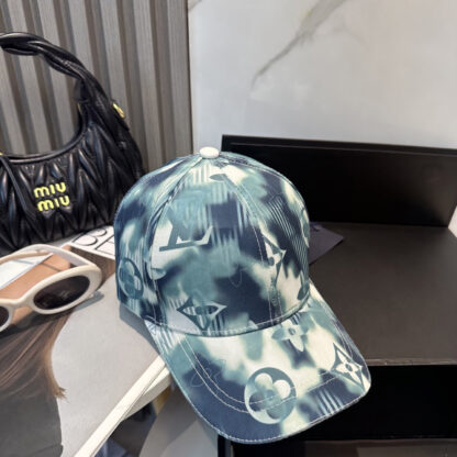 Louis Vuitton versatile fashion baseball cap - Image 8
