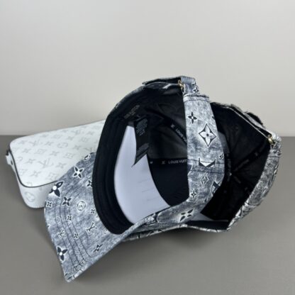Louis Vuitton Baseball Cap - Image 8