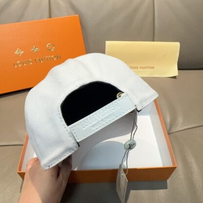 Louis Vuitton embroidered baseball cap - Image 8
