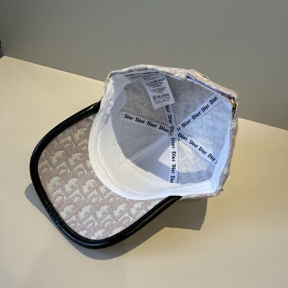 Dior simple and versatile fashion baseball cap - Image 9