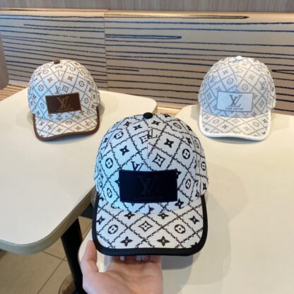 Louis Vuitton Korean version of the new British style baseball cap - Image 8