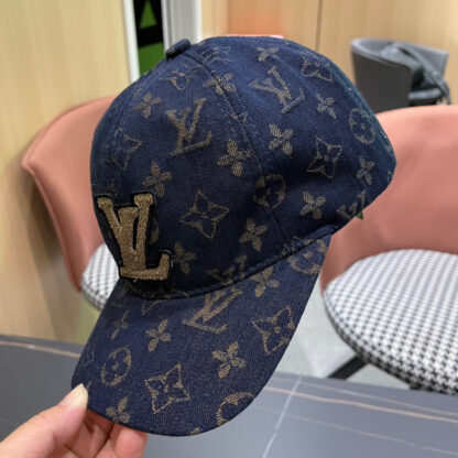 Louis Vuitton simple and elegant unisex sun hat - Image 8