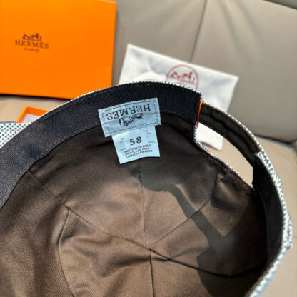 Hermes canvas breathable baseball cap - Image 8
