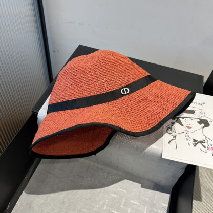 Dior exquisite and fashionable bucket hat - Image 9