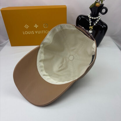 Louis Vuitton leather baseball cap - Image 8