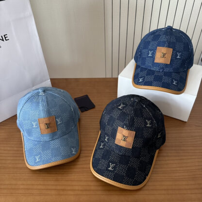 Louis Vuitton lightweight breathable baseball cap for men and women - Image 8
