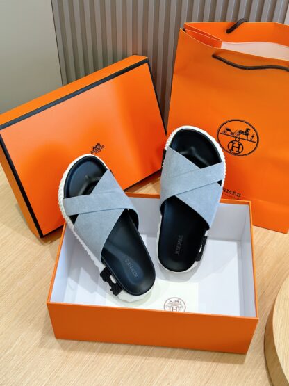 Hermès Men's Light Grey Cross Ultra Light Comfort Slippers - Image 8