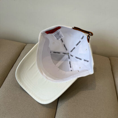 Hermès canvas baseball cap - Image 8
