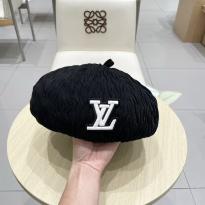 Louis Vuitton Japanese retro simple versatile pleated beret flat cap - Image 8