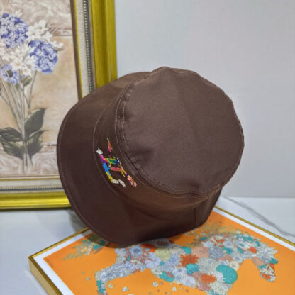 Louis Vuitton double-sided bucket hat - Image 8