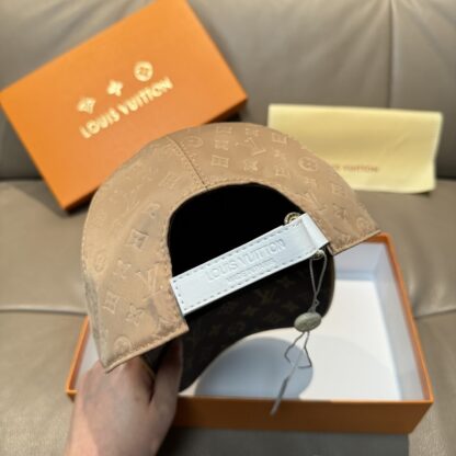 Louis Vuitton new baseball cap - Image 8
