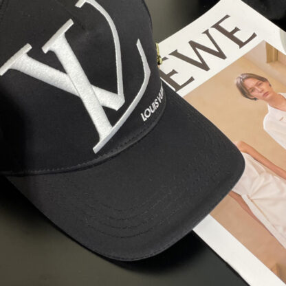 Louis Vuitton new baseball cap - Image 7