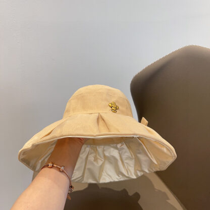 Louis Vuitton's new smooth waterproof foldable bucket hat - Image 8