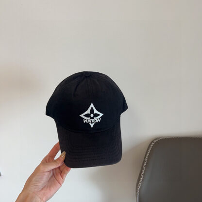 Louis Vuitton new simple brand baseball cap - Image 8