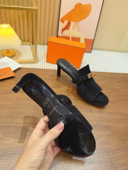 Hermès new handmade black stiletto sandals - Image 6