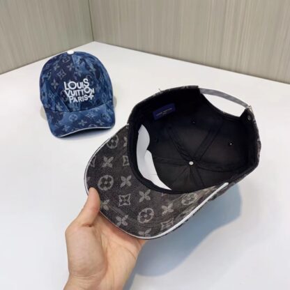 Louis Vuitton Korean version of the new British style baseball cap - Image 8