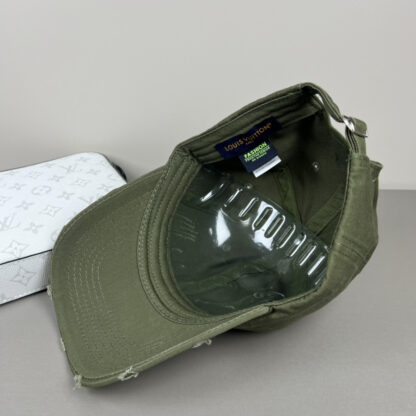 Louis Vuitton Unisex Baseball Cap - Image 8