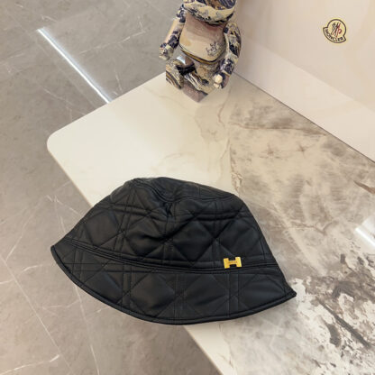Hermès bucket hat for men and women - Image 8