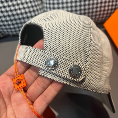 Hermès Breathable Canvas Baseball Cap - Image 8