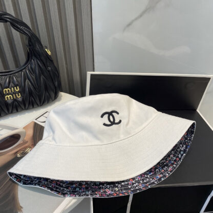 Chanel double-sided embroidered bucket hat - Image 8