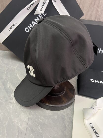 Chanel Classic Casual Baseball Cap - Image 8
