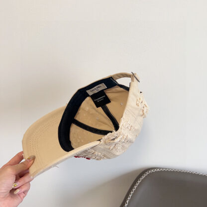 Chanel Classic Casual Baseball Cap - Image 8
