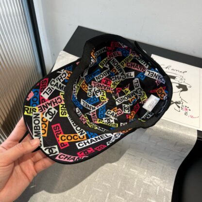 Chanel Classic Casual Baseball Cap - Image 8