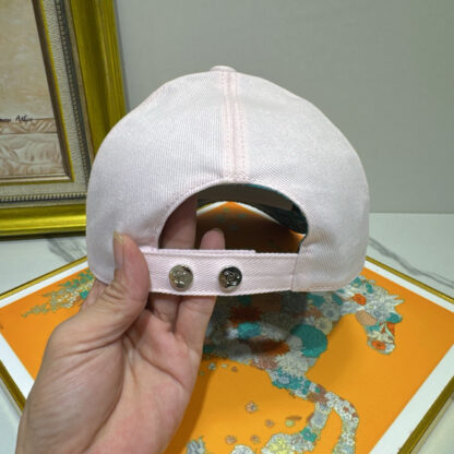 Chanel high-end baseball cap - Image 8
