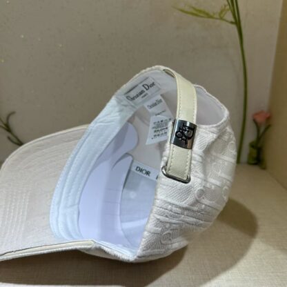 Dior casual fashion versatile baseball cap - Image 9