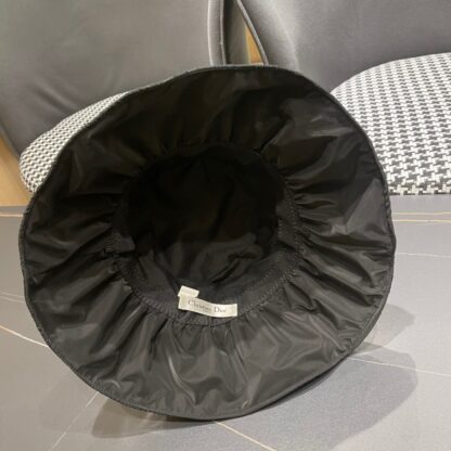Dior exquisite bucket hat - Image 9