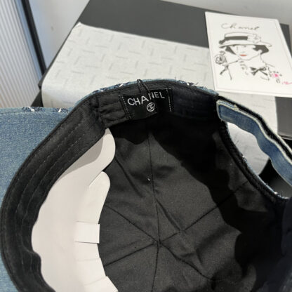 Chanel Classic Casual Baseball Cap - Image 8