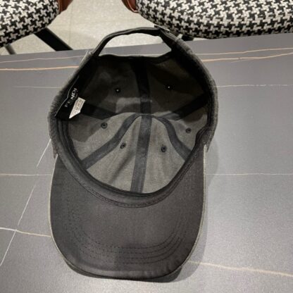 Fendi simple versatile baseball cap - Image 9