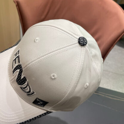Fendi simple versatile baseball cap - Image 9