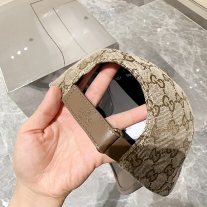 Gucci baseball cap - Image 8