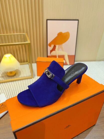 Hermès new pure handmade dark blue stiletto sandals - Image 7