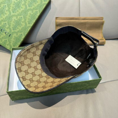 Gucci embroidered baseball cap - Image 8