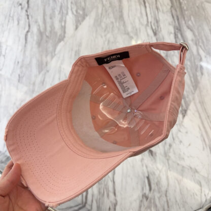 Fendi stylish simple baseball cap - Image 9