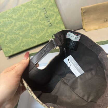 Gucci embroidered baseball cap - Image 8