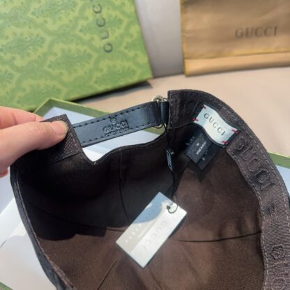 Gucci canvas and leather baseball cap - Image 8