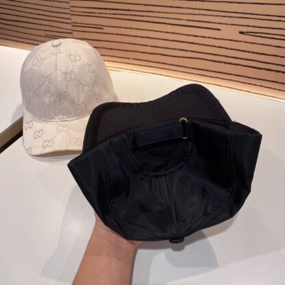 Gucci Korean style new British sports baseball cap - Image 8