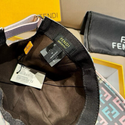 Fendi stylish breathable all-match baseball cap - Image 9