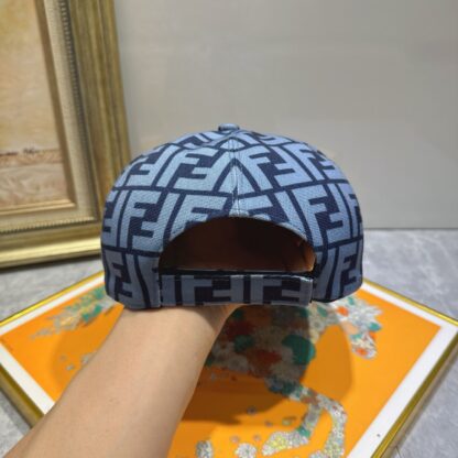Fendi stylish breathable all-match baseball cap - Image 9
