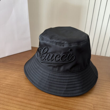 Gucci simple embroidered bucket hat - Image 8