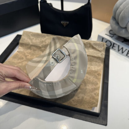 Burberry Simple Fashion Baseball Cap - Image 9