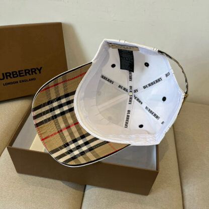 Burberry simple fashion casual baseball cap - Image 9