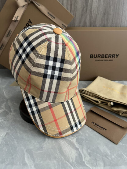 Burberry simple fashion casual baseball cap - Image 9