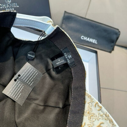 Chanel Classic Casual Baseball Cap - Image 8