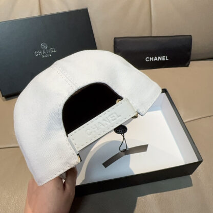 Chanel Classic Casual Baseball Cap - Image 8
